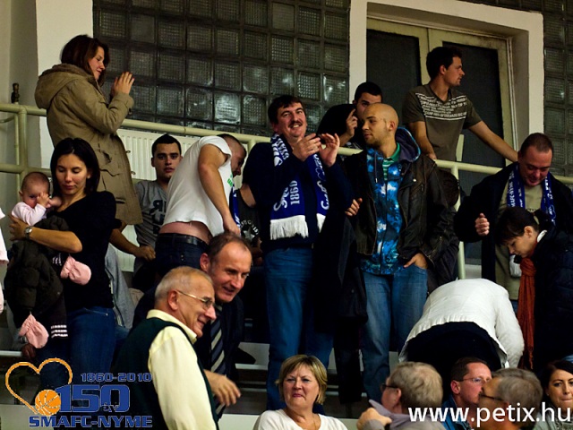 A hazai szurkolók sokat segíthetnek a SMAFC-NYME-nek
